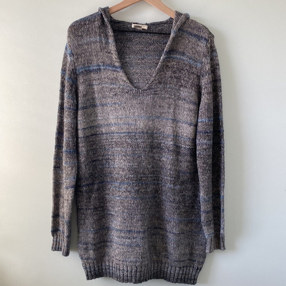 Sweater with hood-Sophie Max